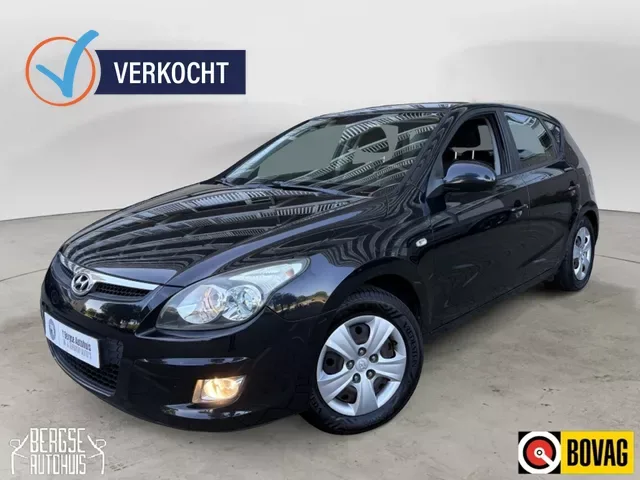 Hyundai i30 (2010) — foto 1