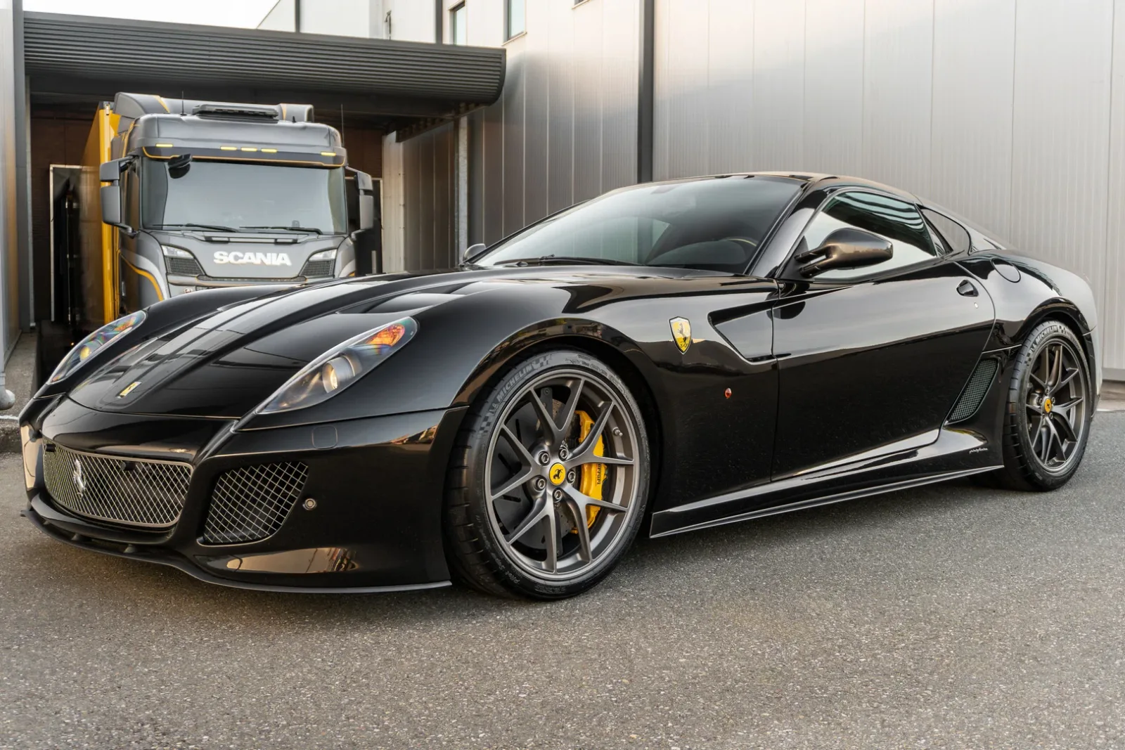 Ferrari 599 (2011) — foto 1
