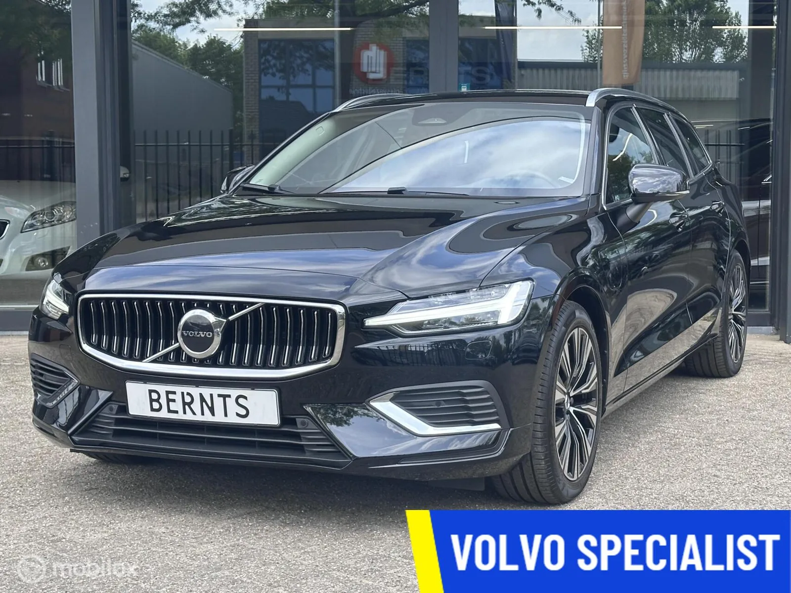 Volvo V60 (2022) — foto 1