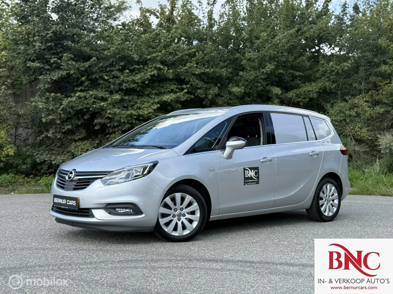 Opel Zafira (2019) — foto 1