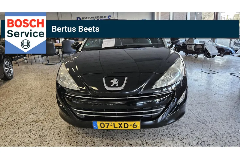Peugeot RCZ (2010)