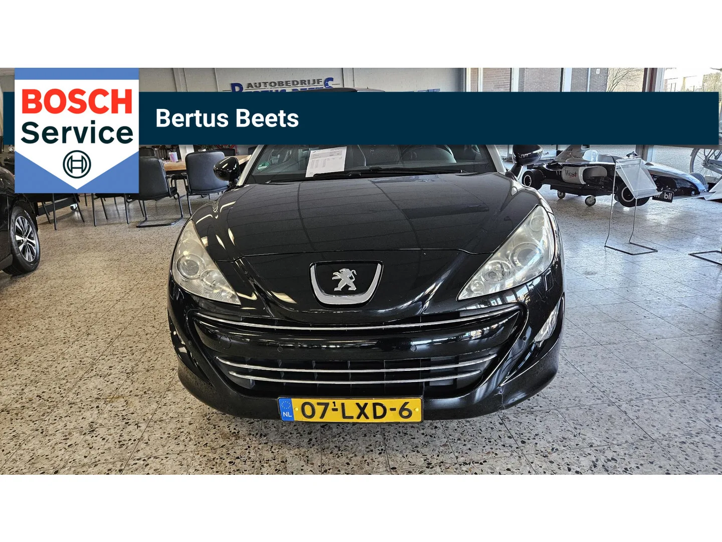 Peugeot RCZ (2010) — foto 1