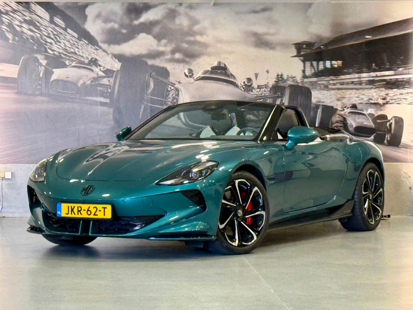 MG Cyberster (2025) — foto 1