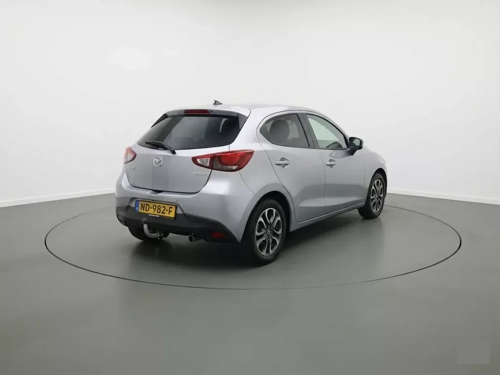 Mazda 2 (2017) — foto 1
