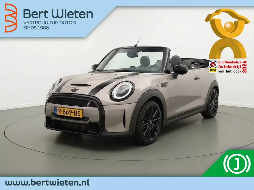 MINI Cabrio (2022) — foto 1