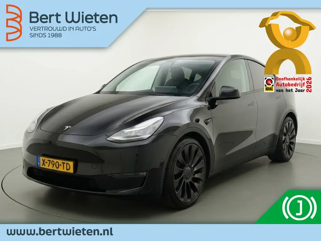 Tesla Model Y (2024) — foto 1