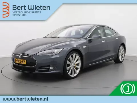 Tesla Model S (2013) — foto 1