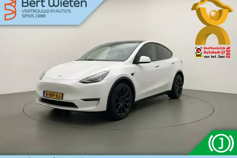 Tesla Model Y (2022)