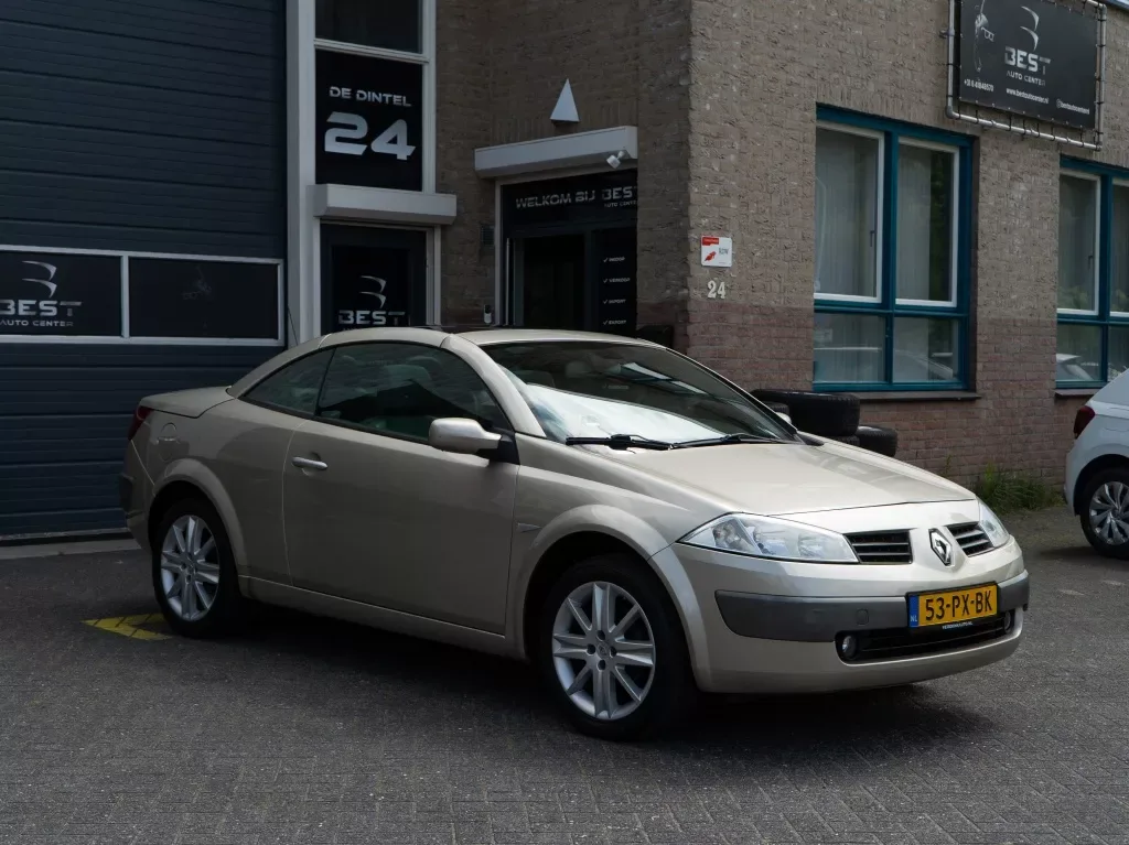 Renault Mégane (2005) — foto 1