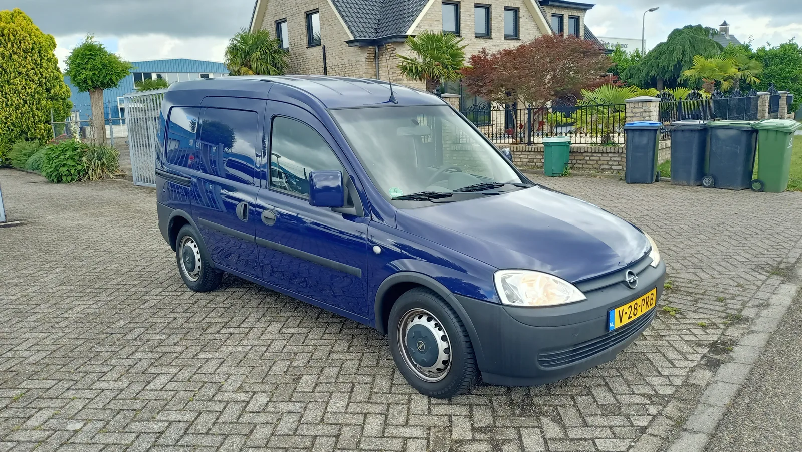 Opel Combo (2011) — foto 1