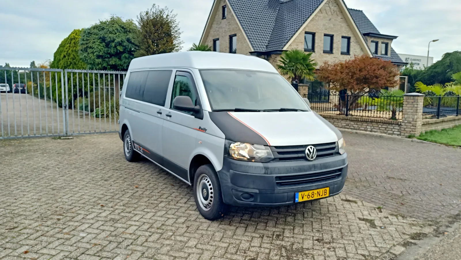 Volkswagen Transporter (2015) — foto 1