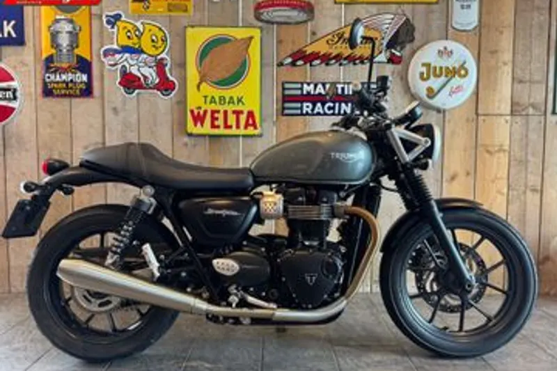 Triumph Street Twin (2017)