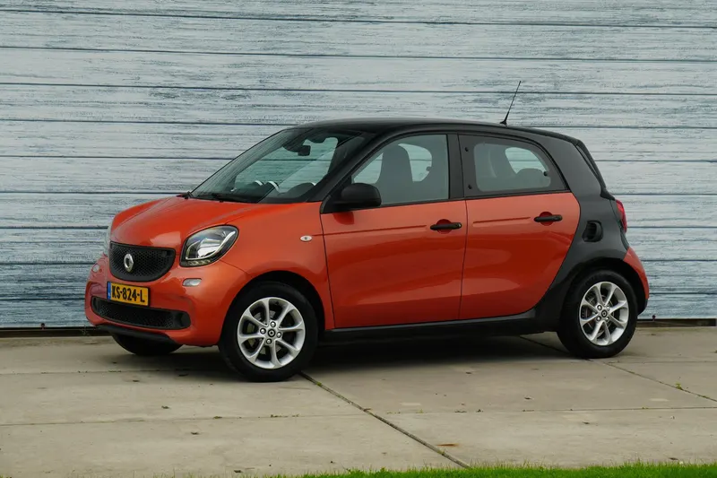 Smart ForFour (2016)