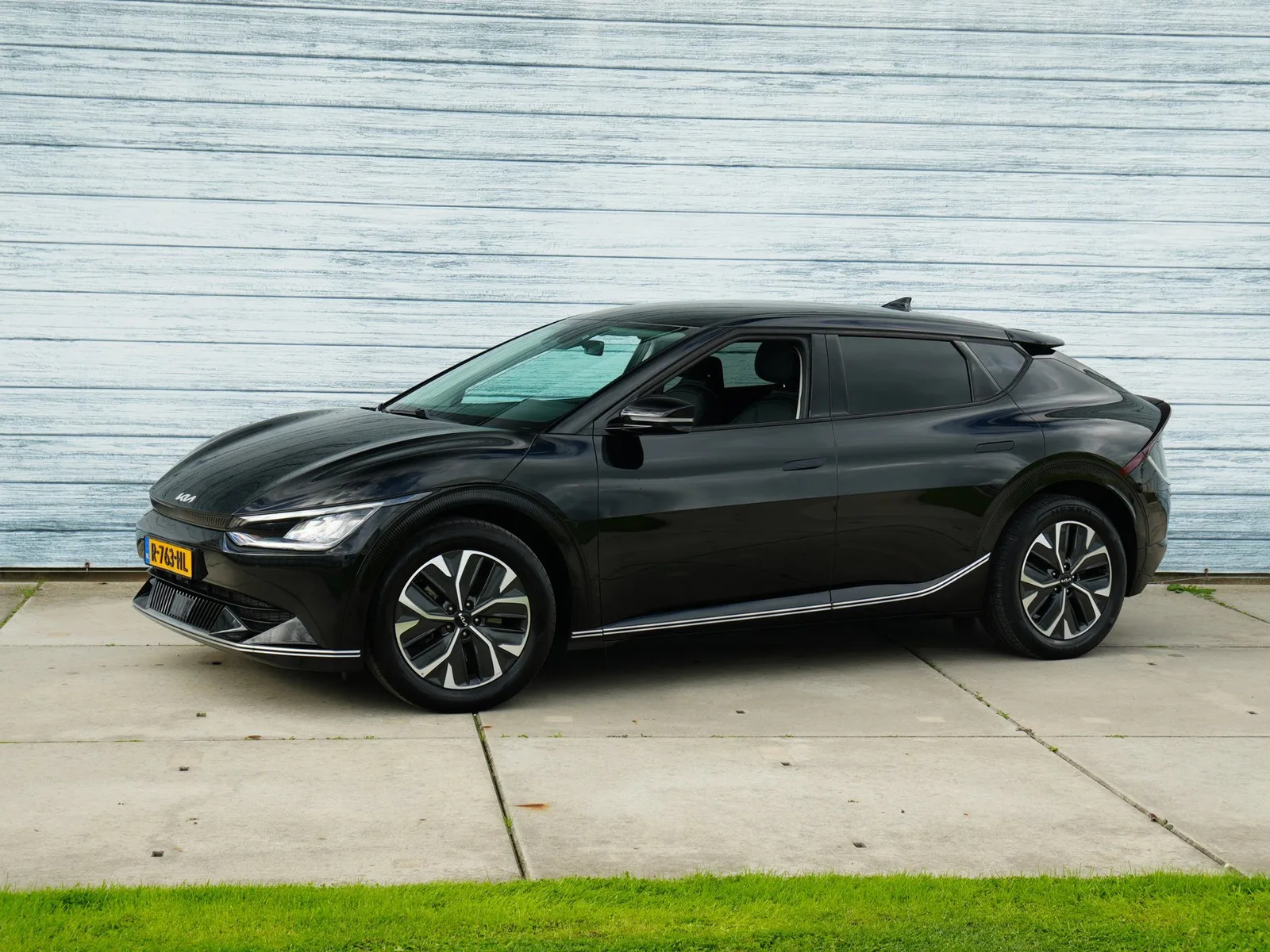 Kia EV6 (2022) — foto 1
