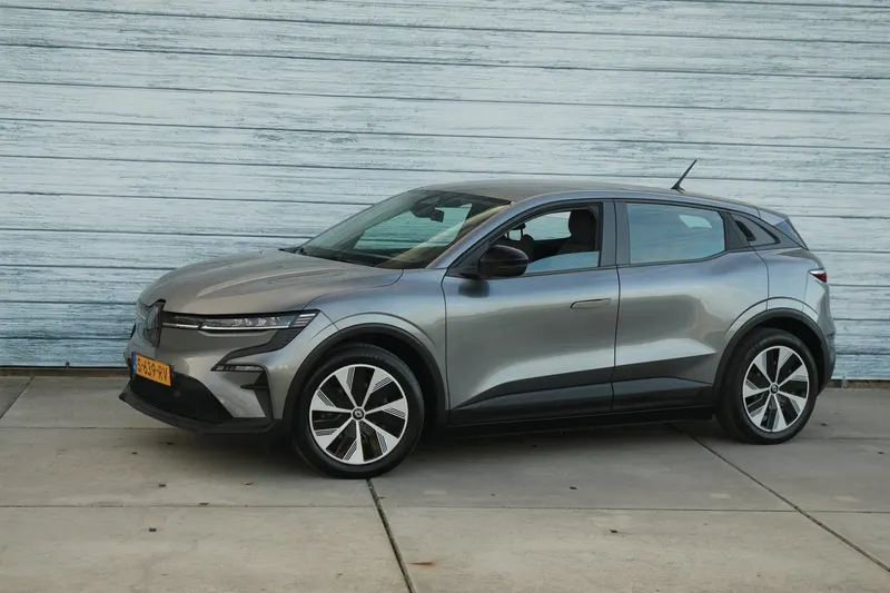 Renault Mégane E-Tech (2023)