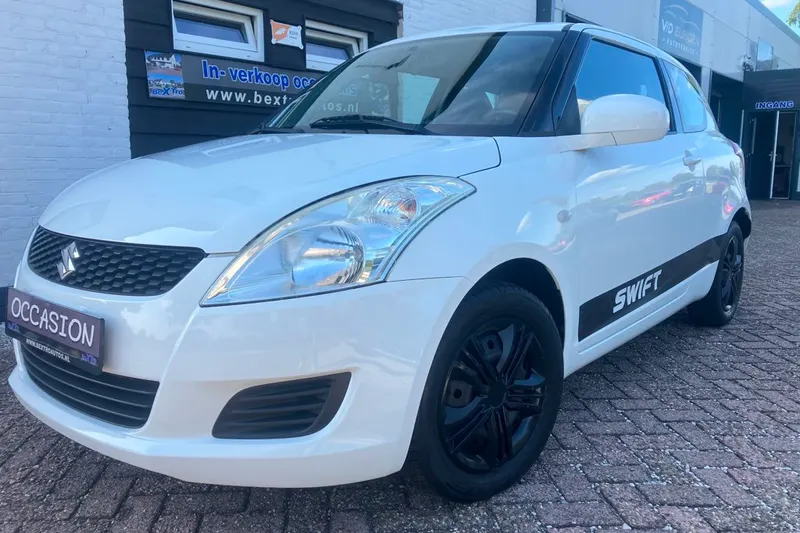 Suzuki Swift (2011)