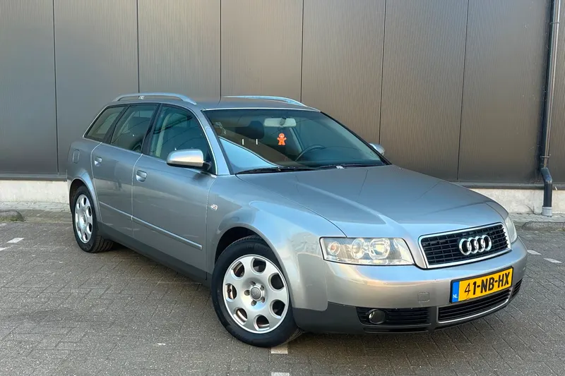Audi A4 (2003)