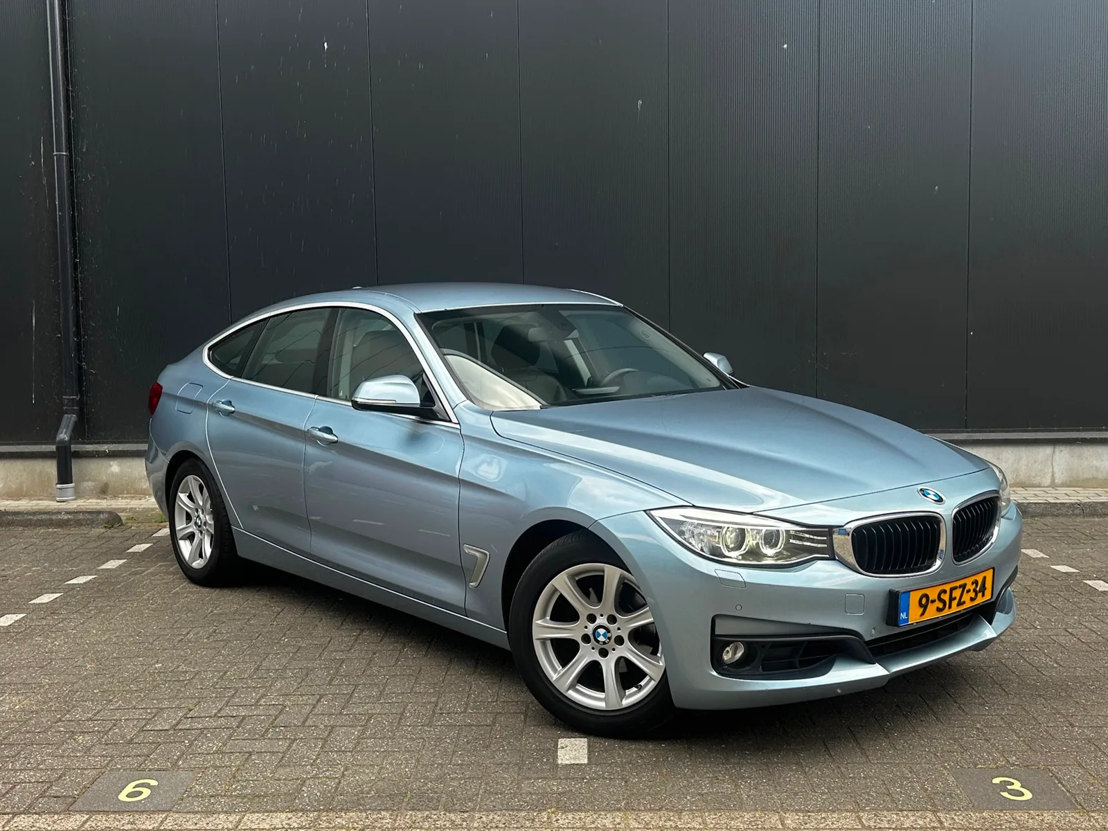 BMW 3-Serie (2013) — foto 1