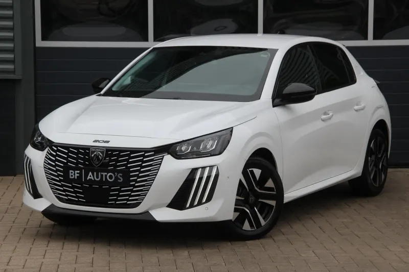 Peugeot 208 (2024)