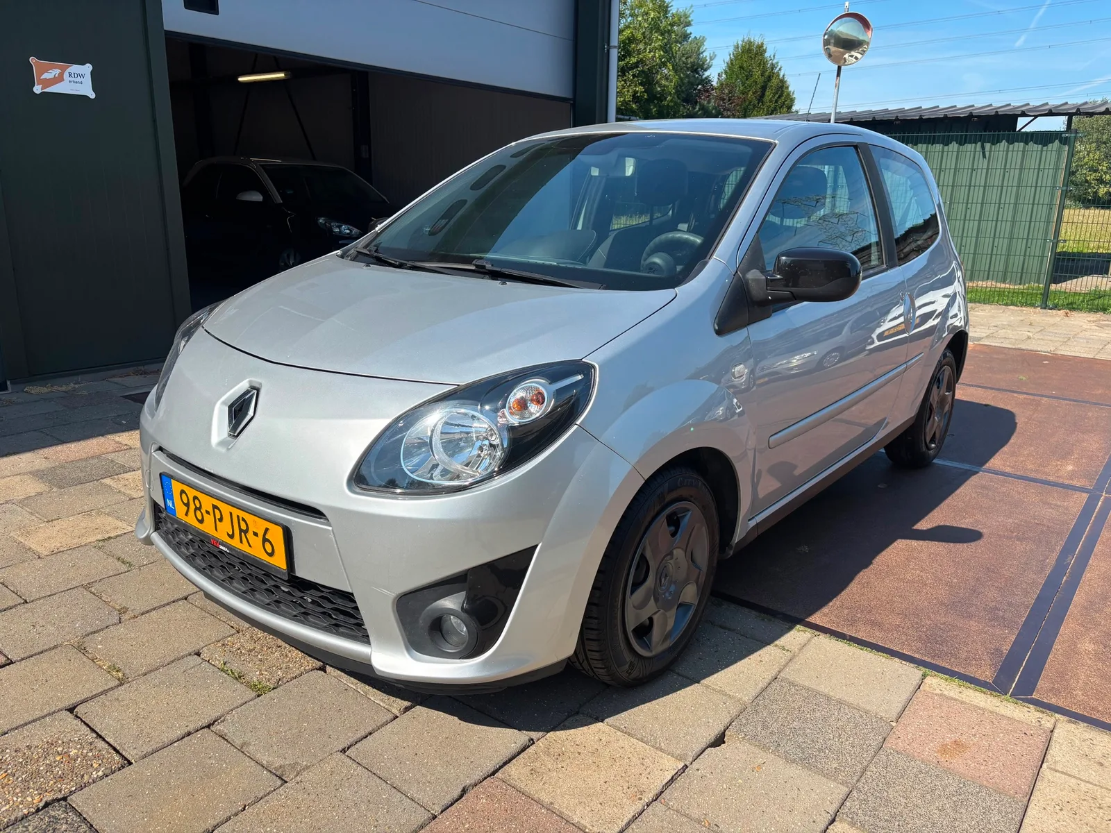 Renault Twingo (2011) — foto 1