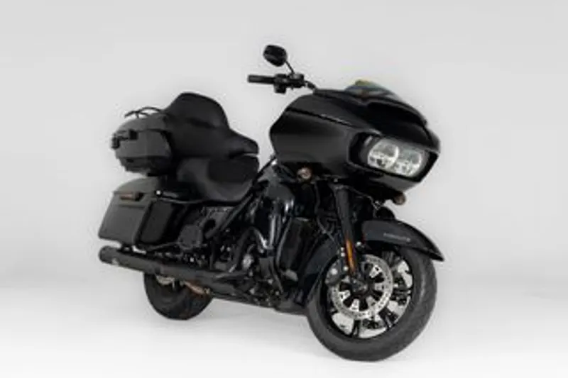 Harley-Davidson Road Glide (2023)