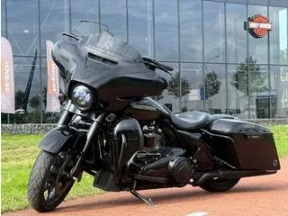 Harley-Davidson Street Glide (2020) — foto 1