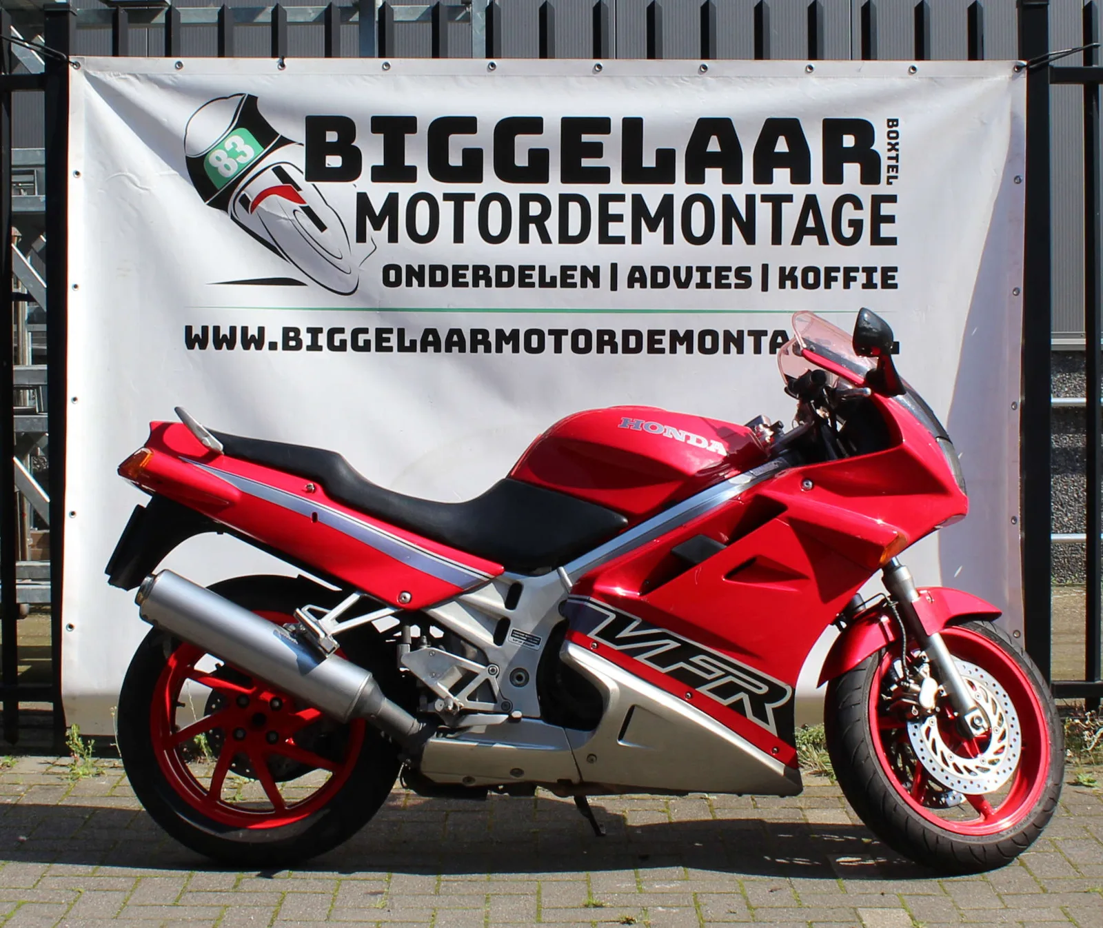 Honda VFR750 (0) — foto 1