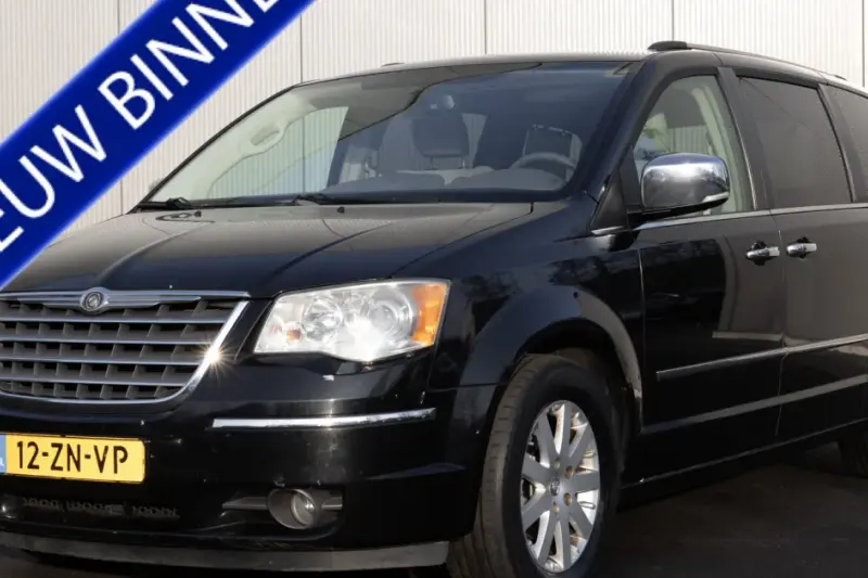 Chrysler Grand (2008)
