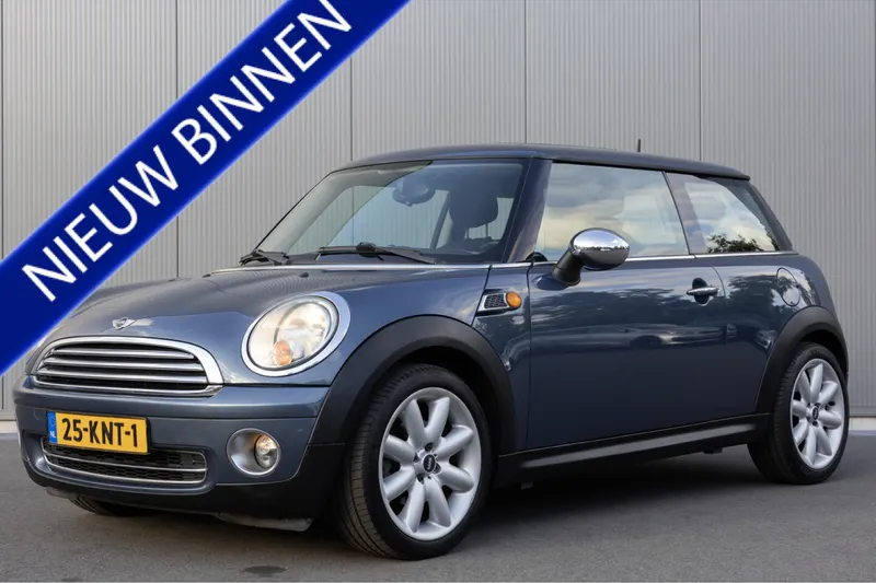 MINI One (2010)