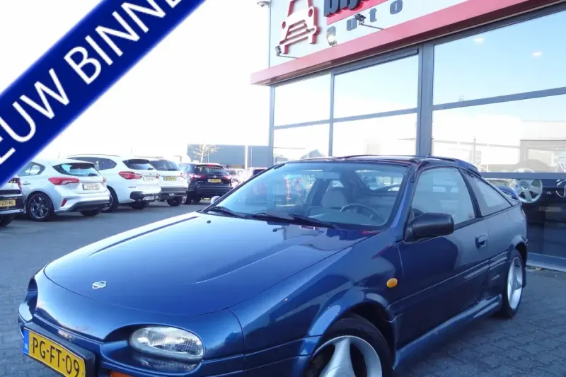 Nissan 100NX (1996)