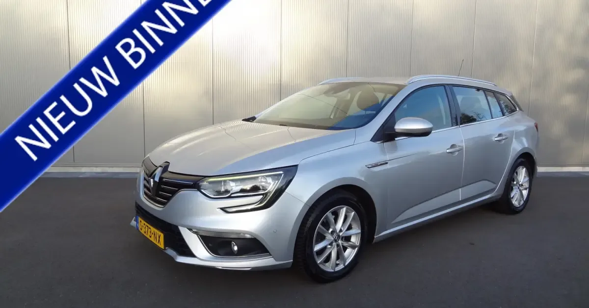 Renault Mégane (2017) — foto 1