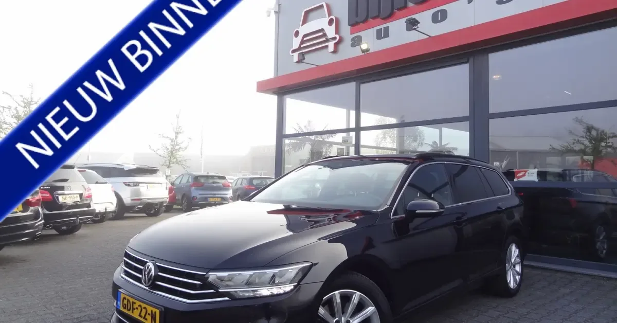 Volkswagen Passat (2019) — foto 1