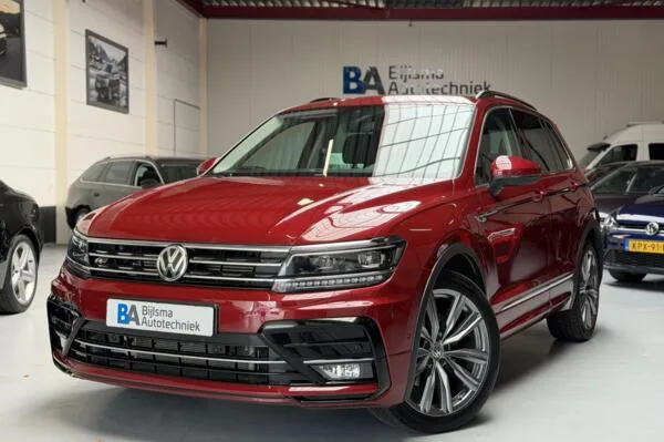 Volkswagen Tiguan (2018) — foto 1