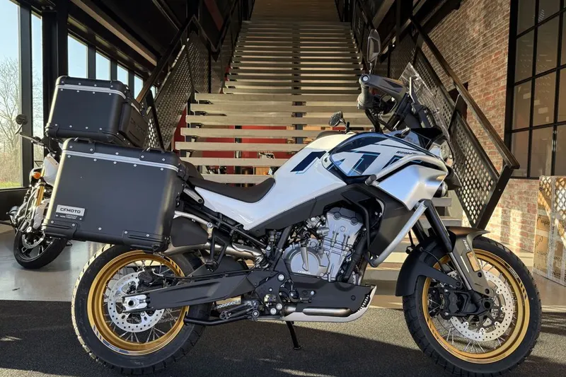 CFMoto 800 MT (2026)