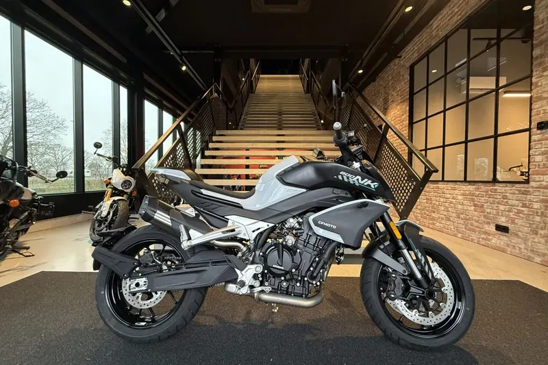 CFMoto 800NK (2026)