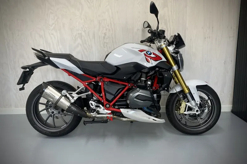 BMW R 1200 R (2015)