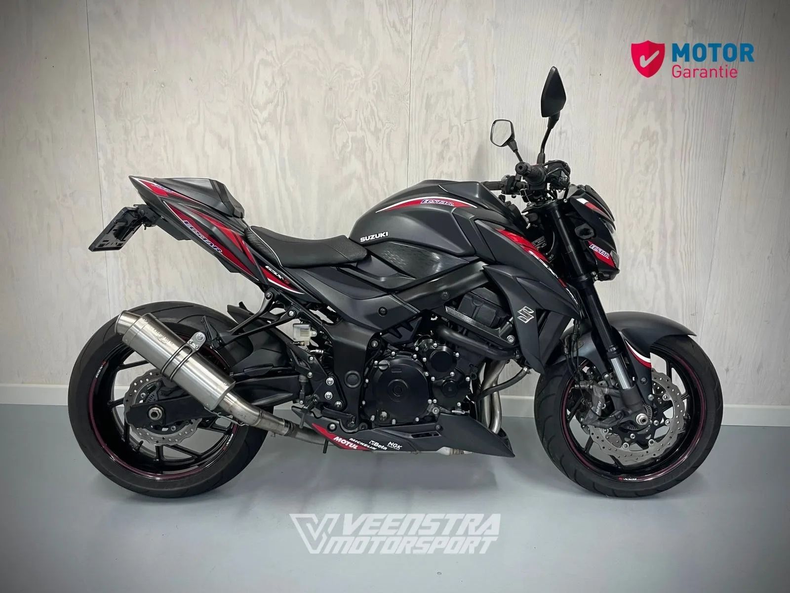 Suzuki GSX-S750 (2017) — foto 1