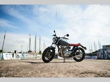 Yamaha XS 650SE (1981) — foto 1