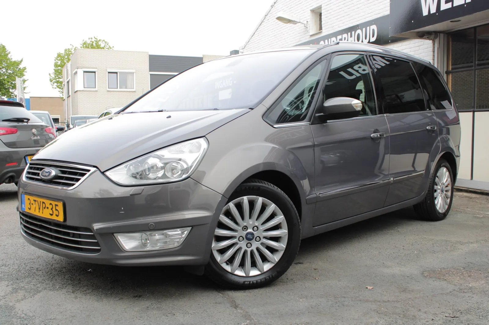 Ford Galaxy (2014) — foto 1