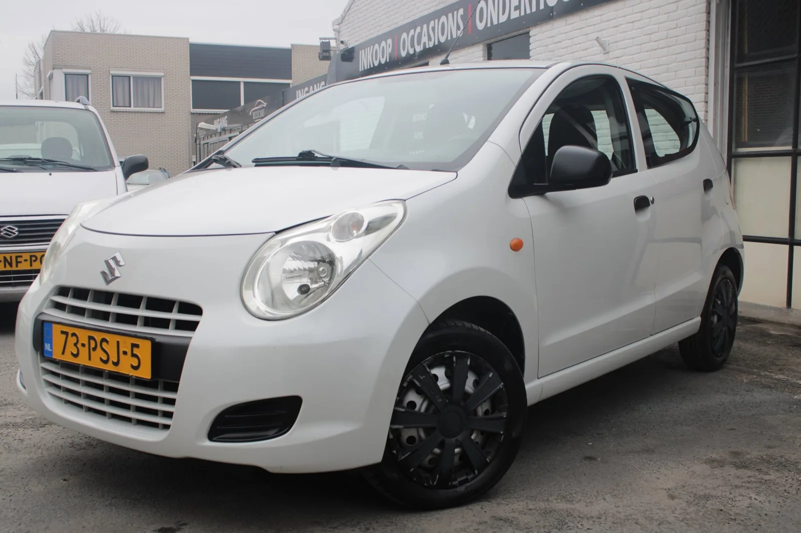 Suzuki Alto (2011) — foto 1