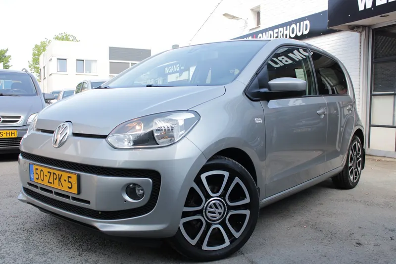 Volkswagen Up! (2013)