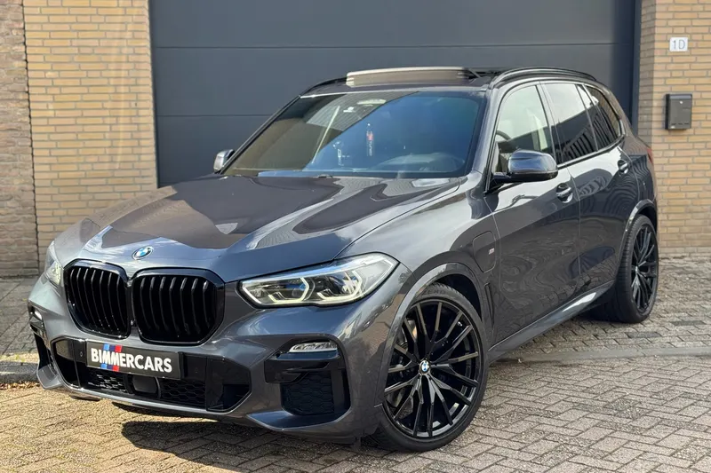 BMW X5 (2020)