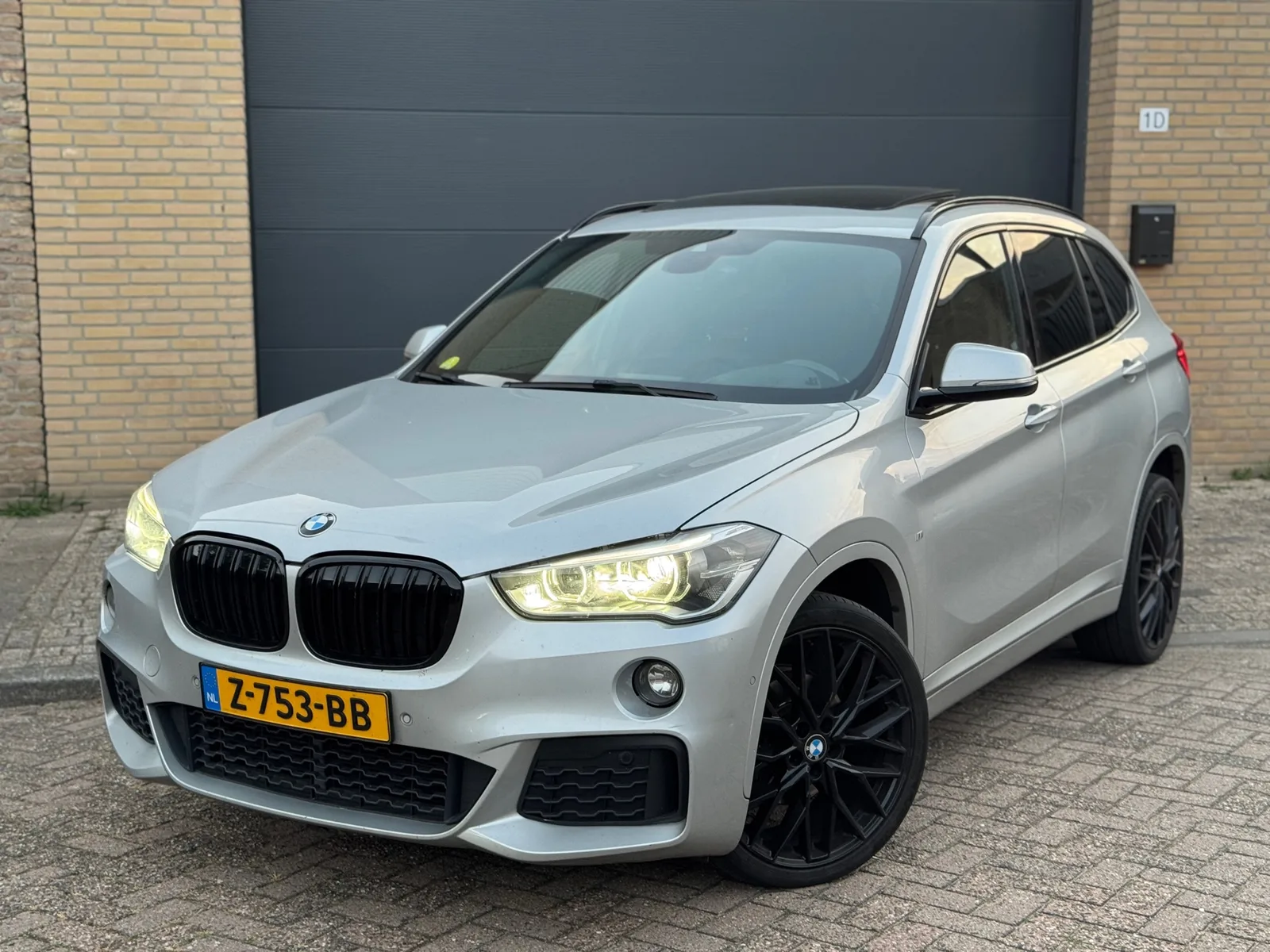 BMW X1 (2017) — foto 1