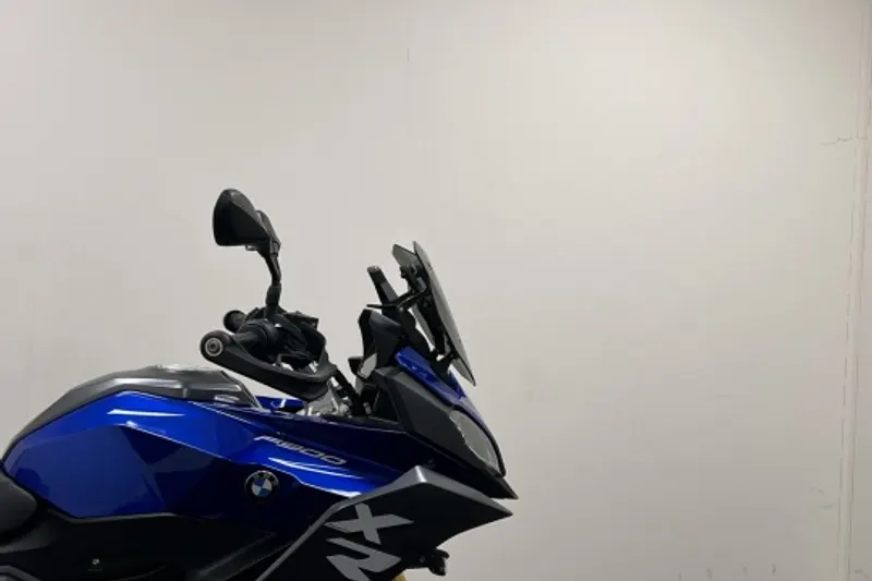BMW F 900 XR (2023)