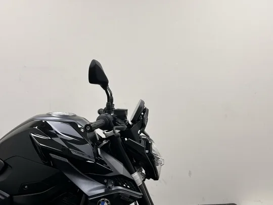 BMW F 900 R (2026) — foto 1
