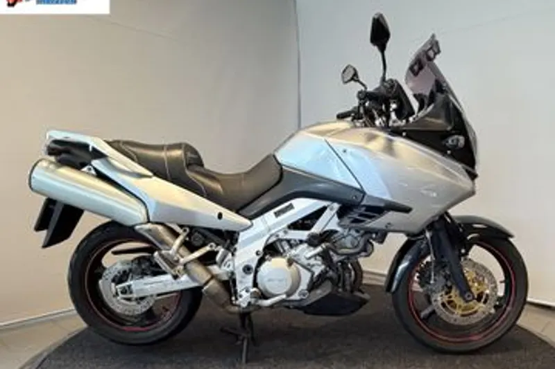 Suzuki V-Strom (2002)