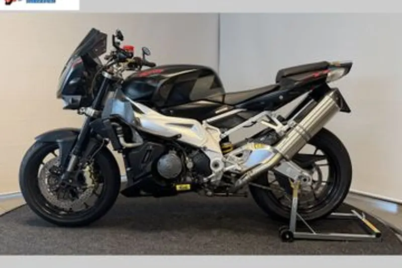 Aprilia Tuono 1000 R (2008)