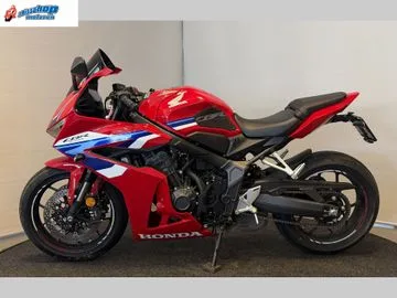 Honda CBR (2024) — foto 1