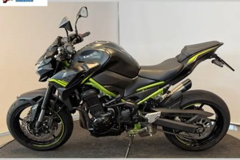 Kawasaki Z900 (2021)
