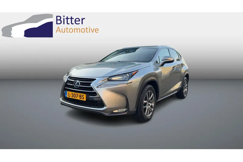 Lexus NX (2016)